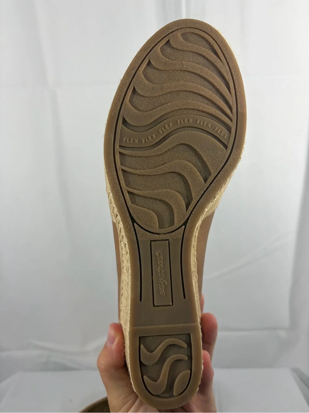 NWT Easy Street Women’s Size 8 Gold Open-Toe Wedge Espadrille